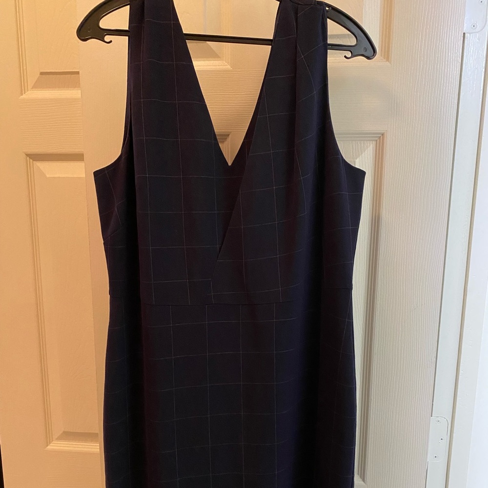EUC Banana Republic Size 12 Navy Box-Pinstripe Sheath Dress